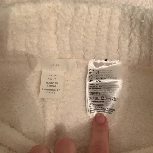 H&M Fuzzy white matching set - Picture 5 of 9